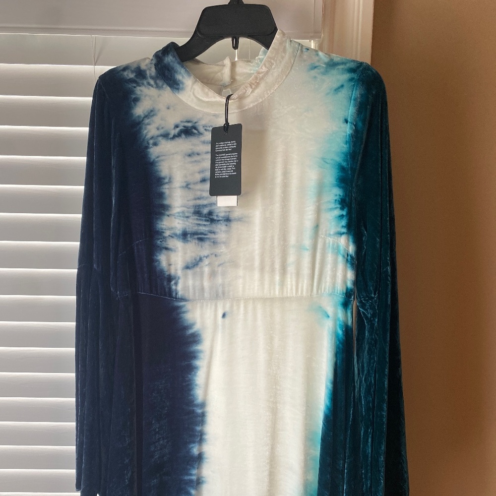 BNWT Chaser Velvet Dress